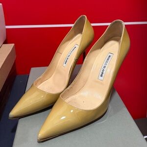 Manolo Blahnik Mustard Yellow Nude Heels